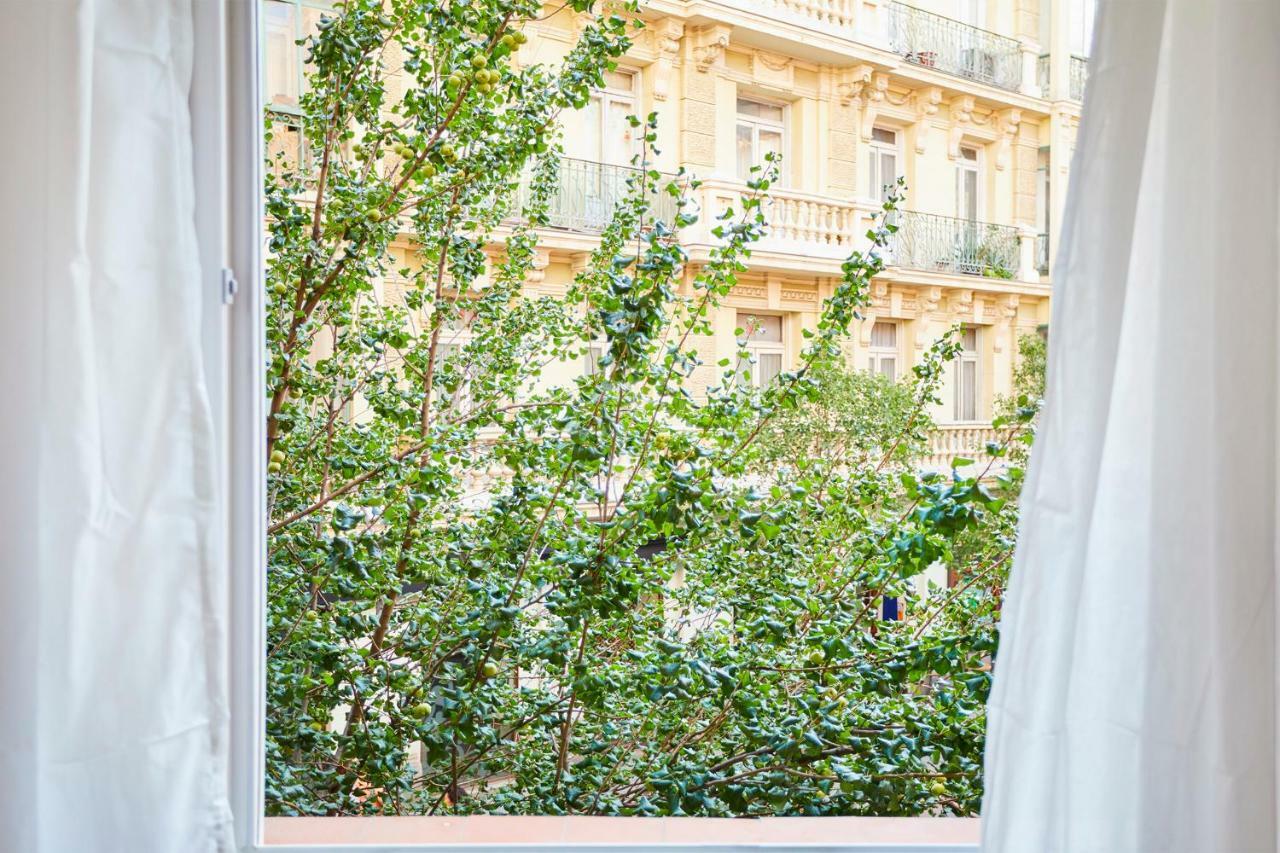 Royal Palace Boutique Apartment Madrid Luaran gambar